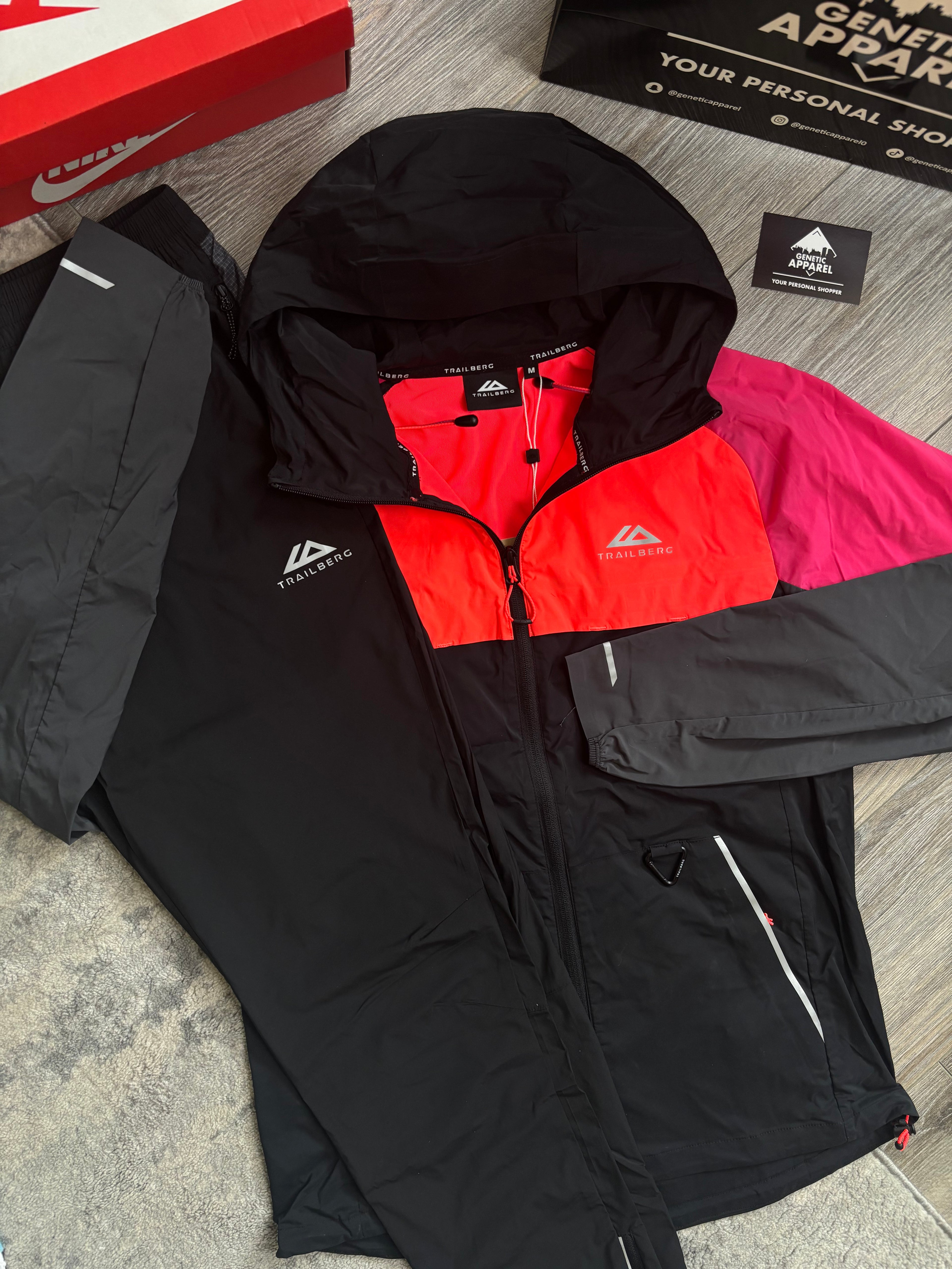 Trailberg Surge Tracksuit - ‘Black/Red’