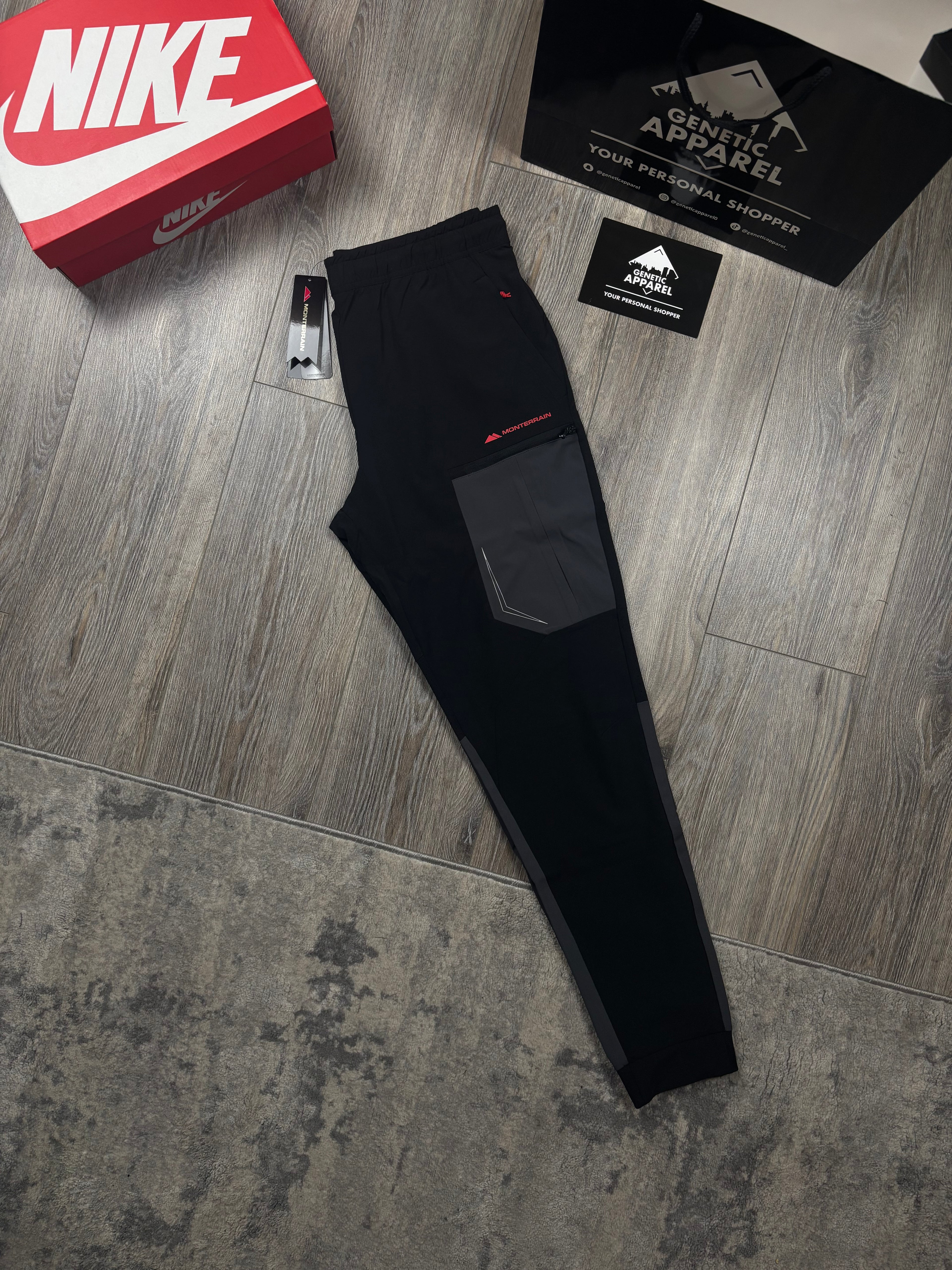 Monterrain Orbit Tracksuit - ‘Black/Red’