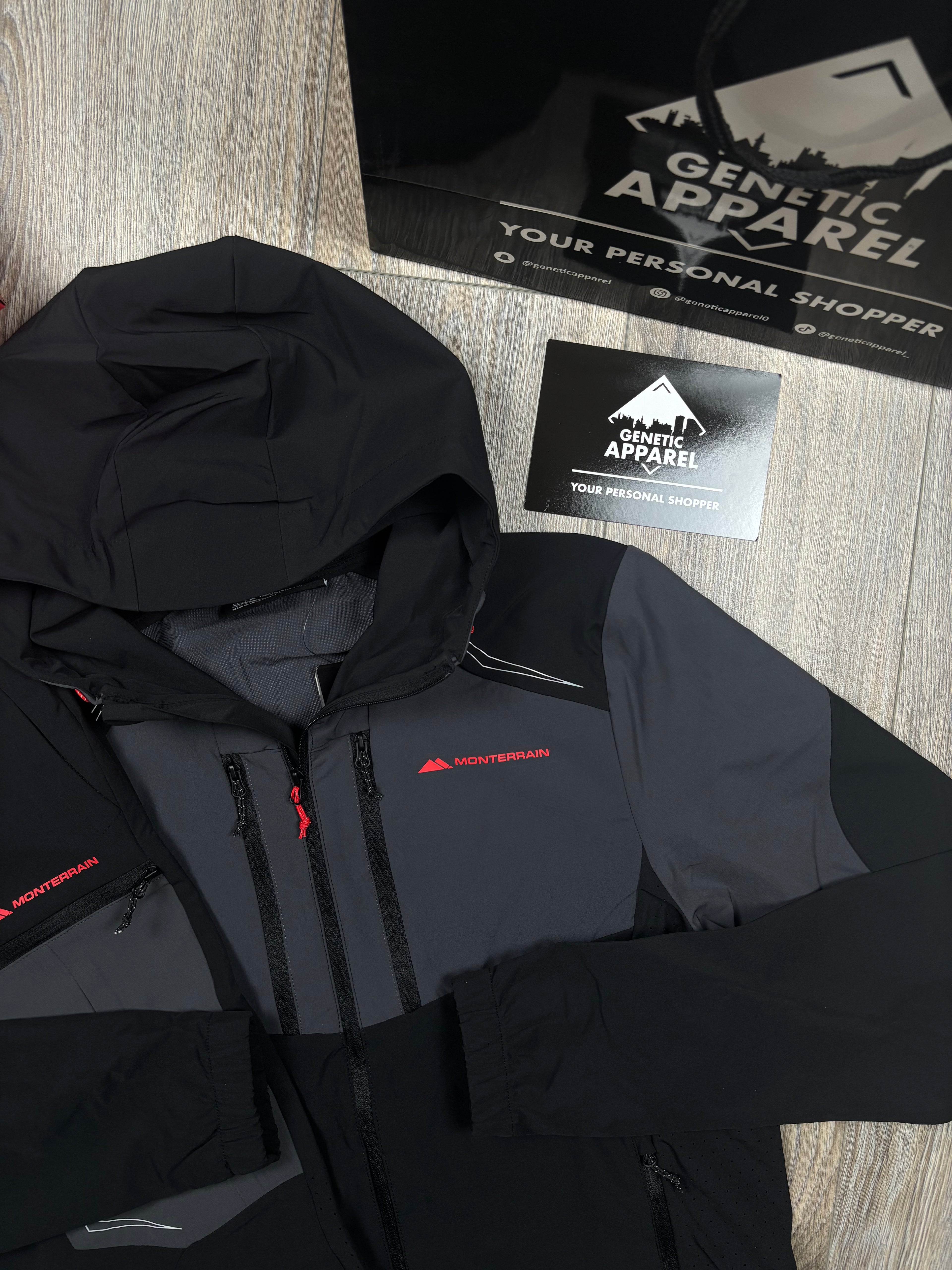 Monterrain Orbit Tracksuit - ‘Black/Red’