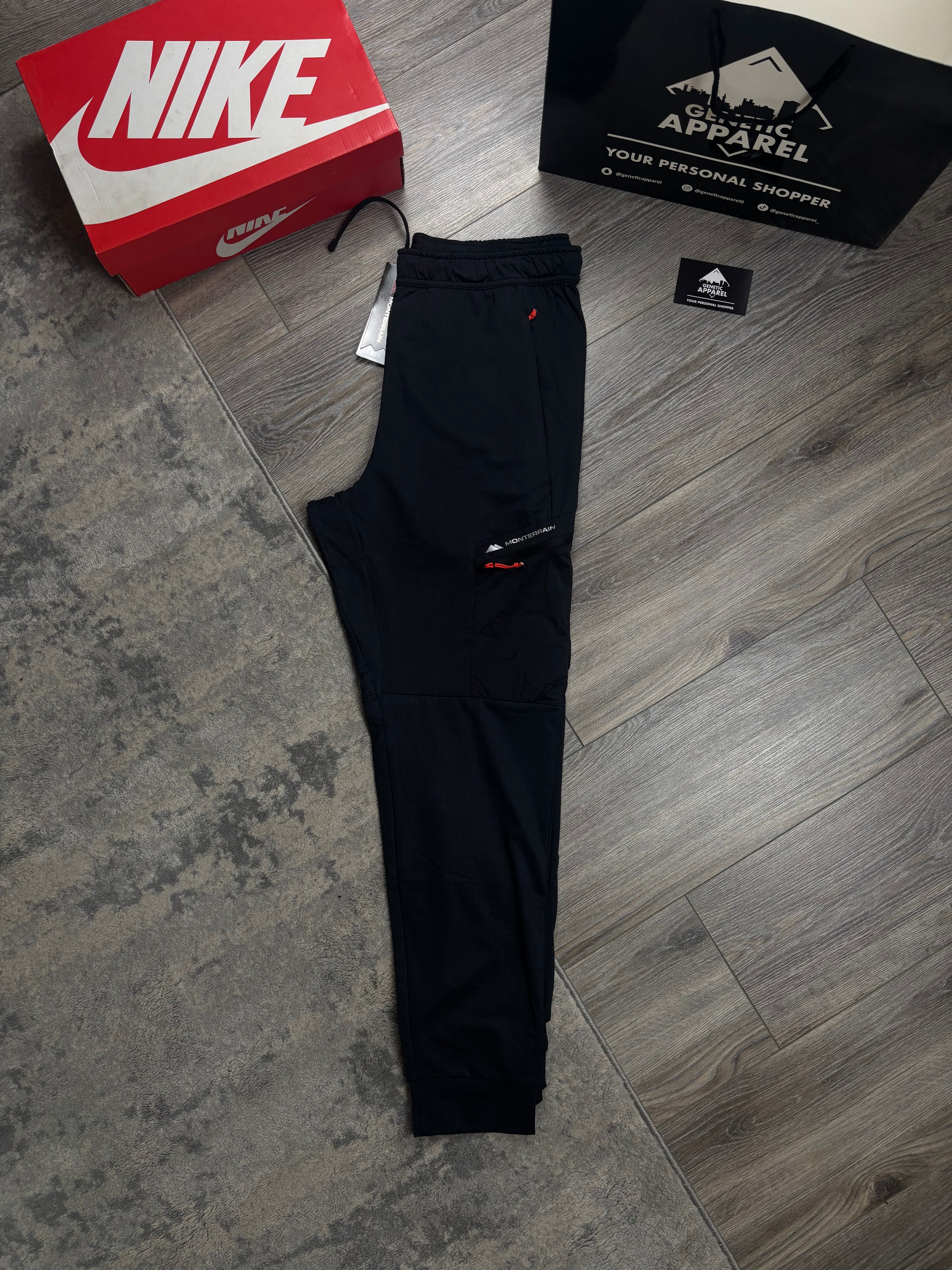 Monterrain Dinar 1/4 Zip Tracksuit - ‘Black/Red’