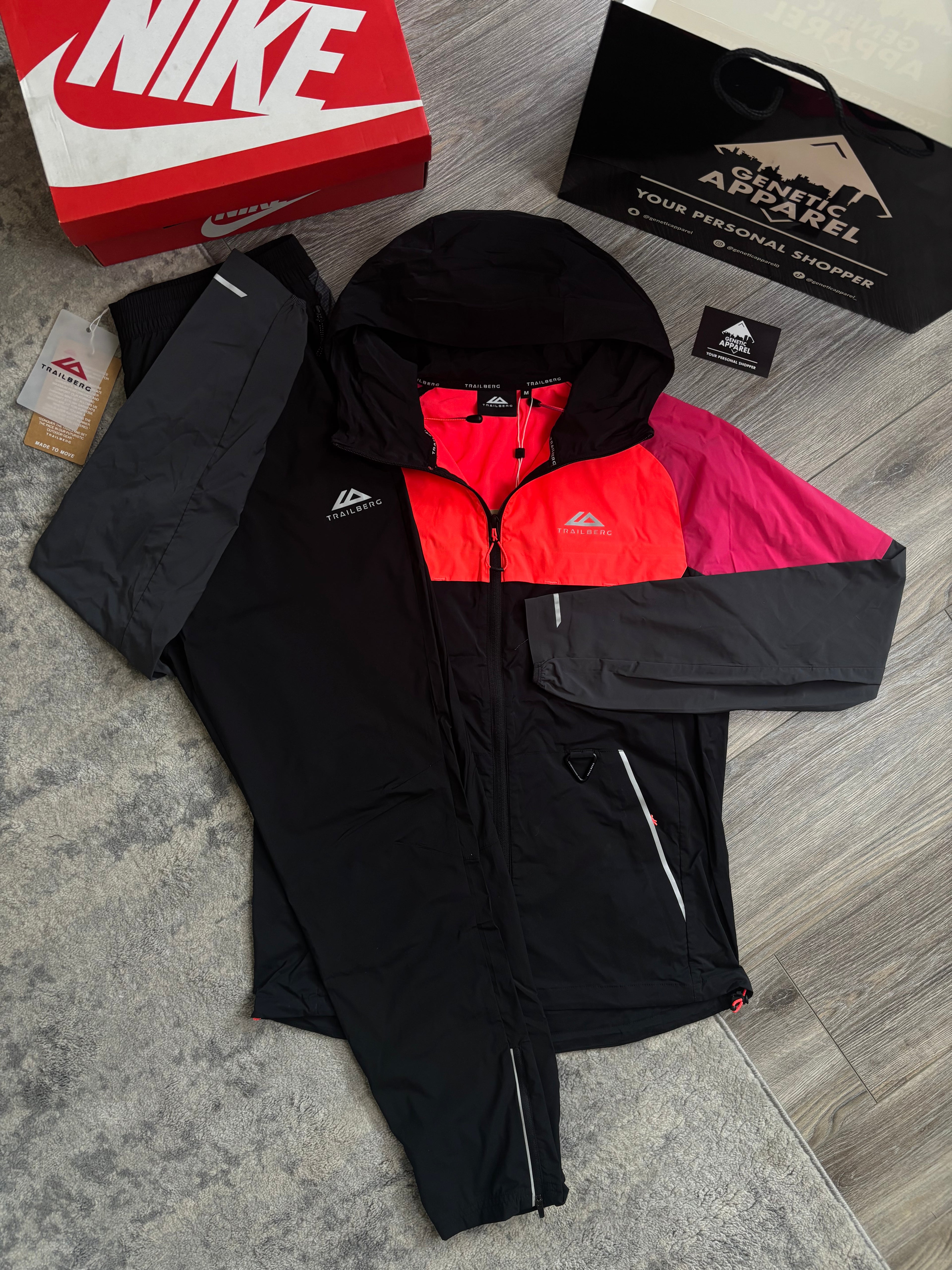 Trailberg Surge Tracksuit - ‘Black/Red’