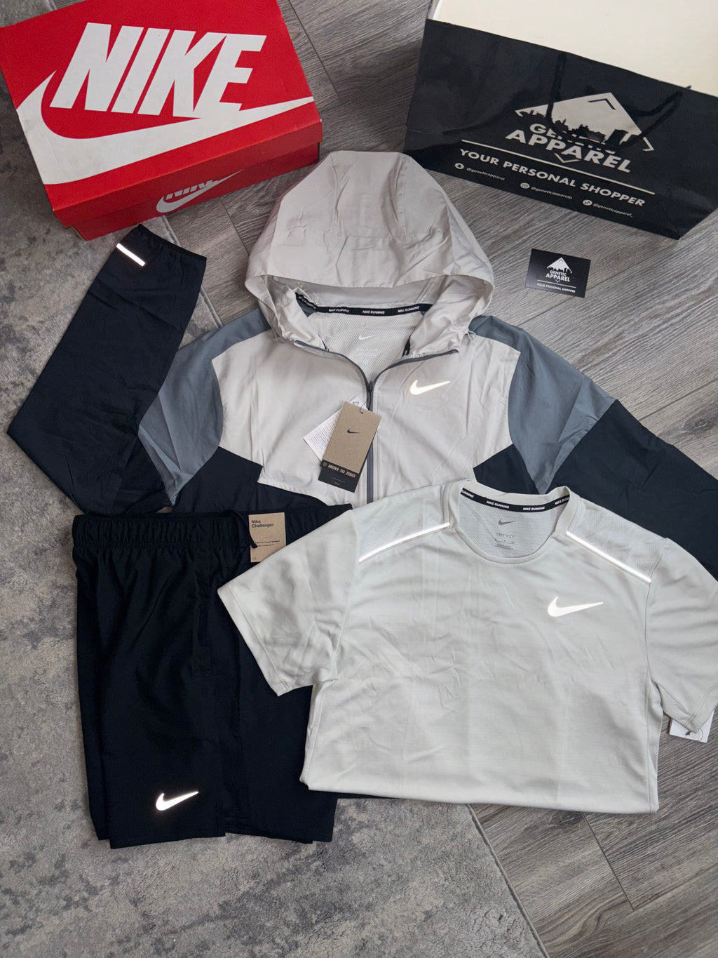 Nike Windrunner Triset - ‘Black/Cream’