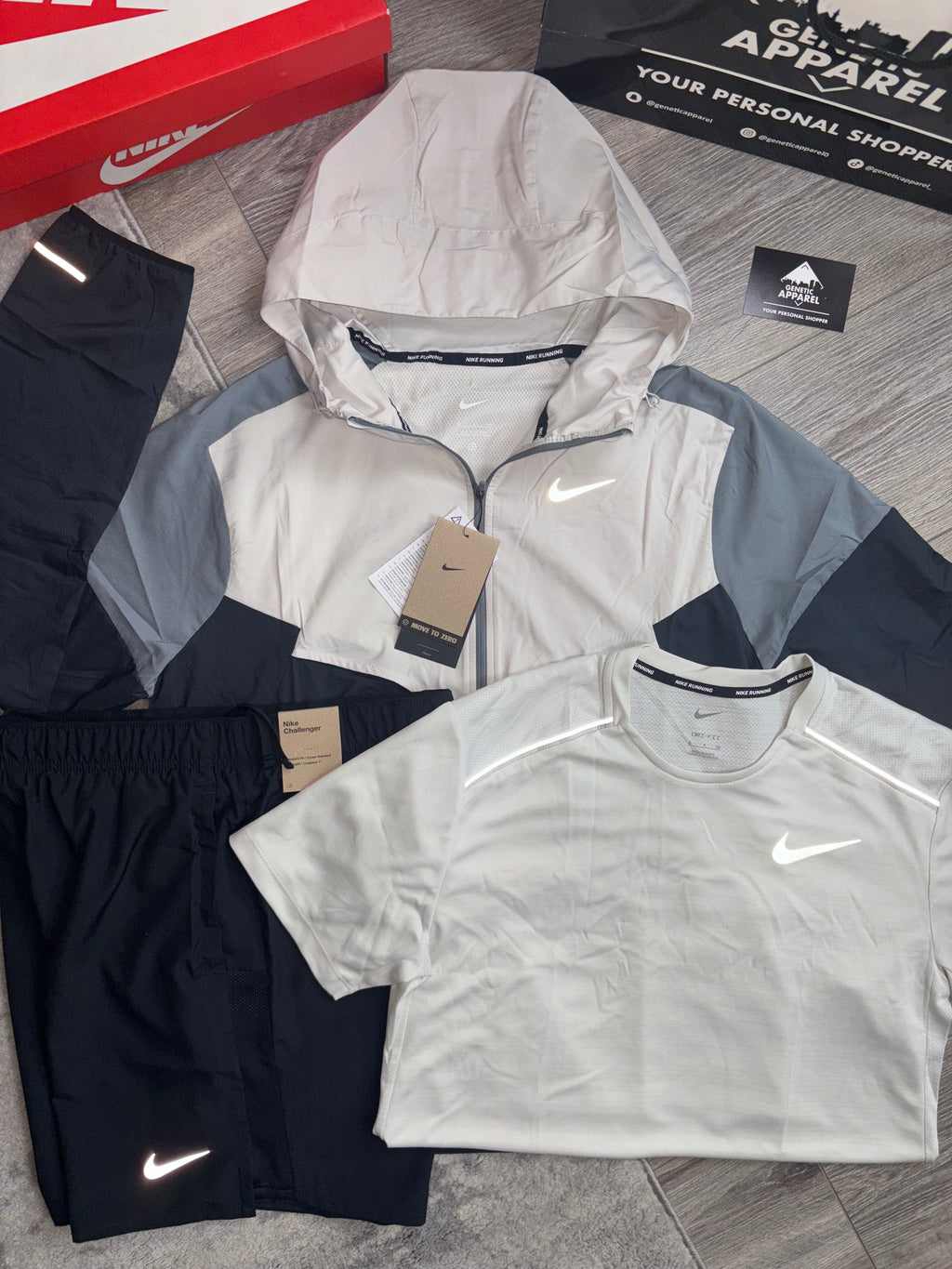 Nike Windrunner Triset - ‘Black/Cream’